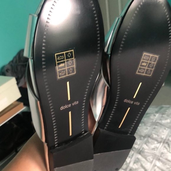 Sandals flats metallic Dolce Vita “Karlo” sandals slides 6 NIB - Picture 8 of 9